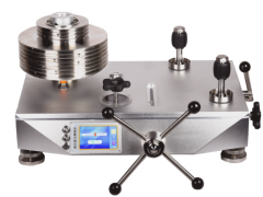 壓力變送器生產(chǎn)和檢測行業(yè)，標(biāo)準(zhǔn)器免費(fèi)升級通知